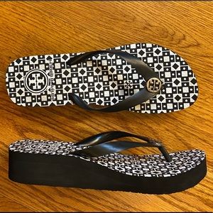 Tory Burch Printed Wedge Flip, Black